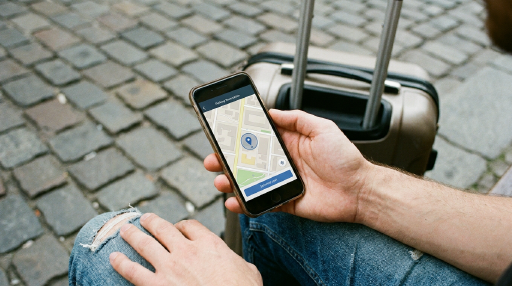 Voyageur réservant son voiturier Arvin Care depuis l’application mobile